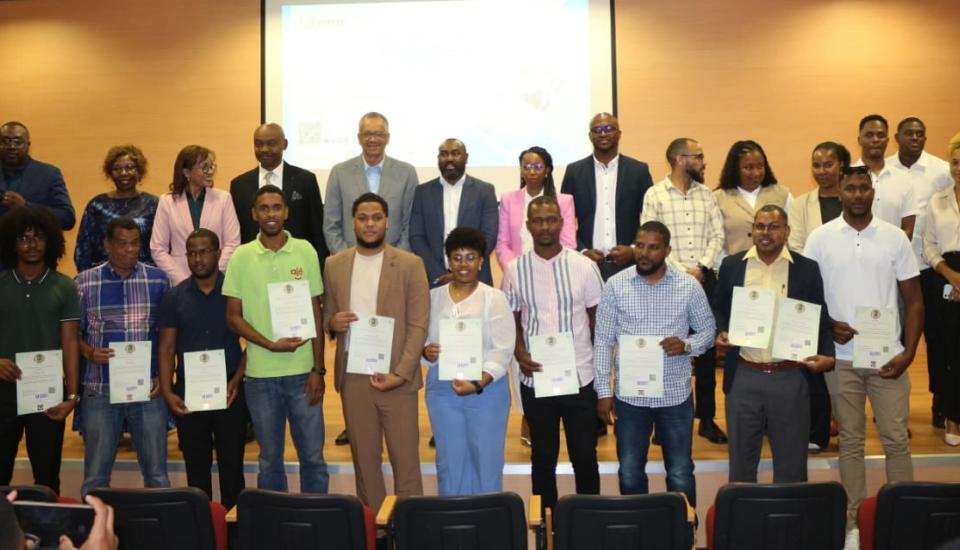 Image of ECREEE and Government of Cabo Verde Award Regional Green Energy Certificates
