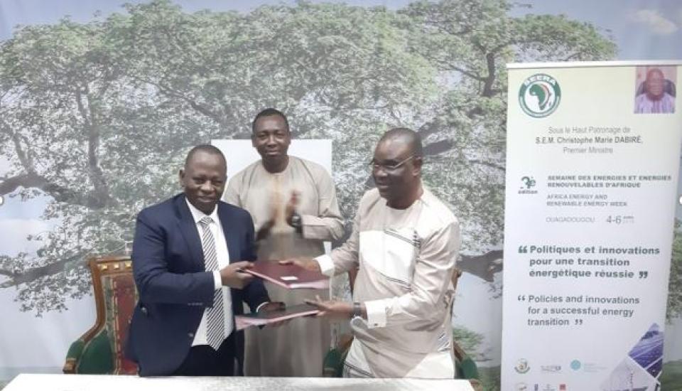 Image of ECREEE and GGGI sign MoU on Green Growth Cooperation in West Africa