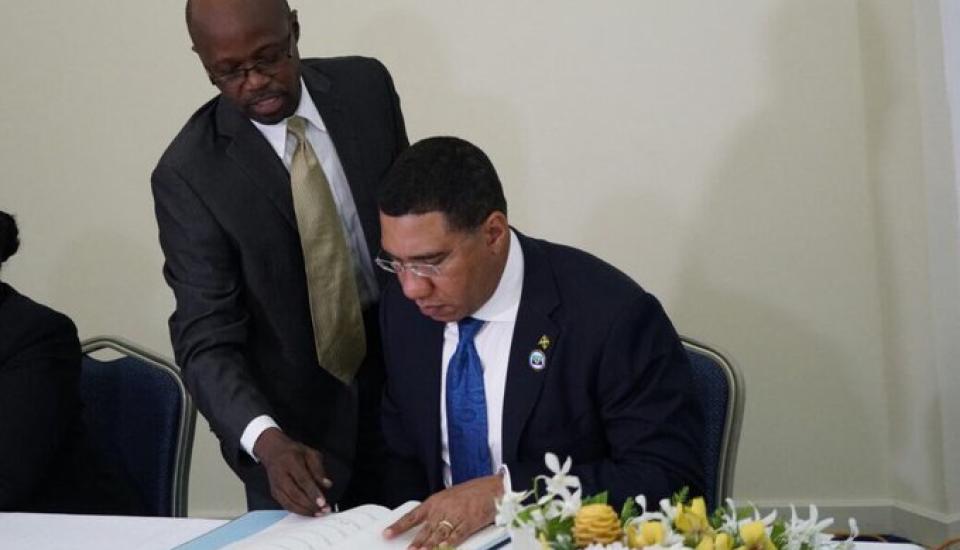 Image of CARICOM Member States adopt and sign CCREEE legal agreement