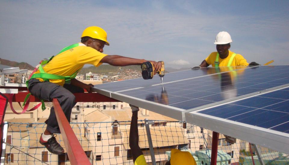 Image of Launch of the International Network of Solar Technology and Application Resource Centres (STAR C) within the GN-SEC